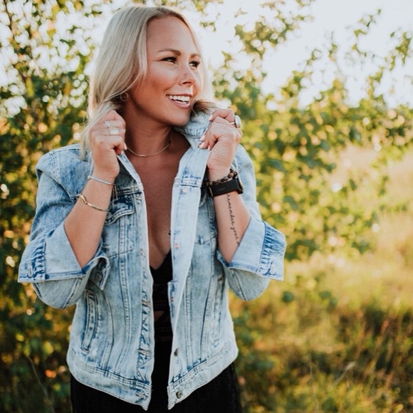 Meet your Posher, Gretchen - Picture 4 of 5